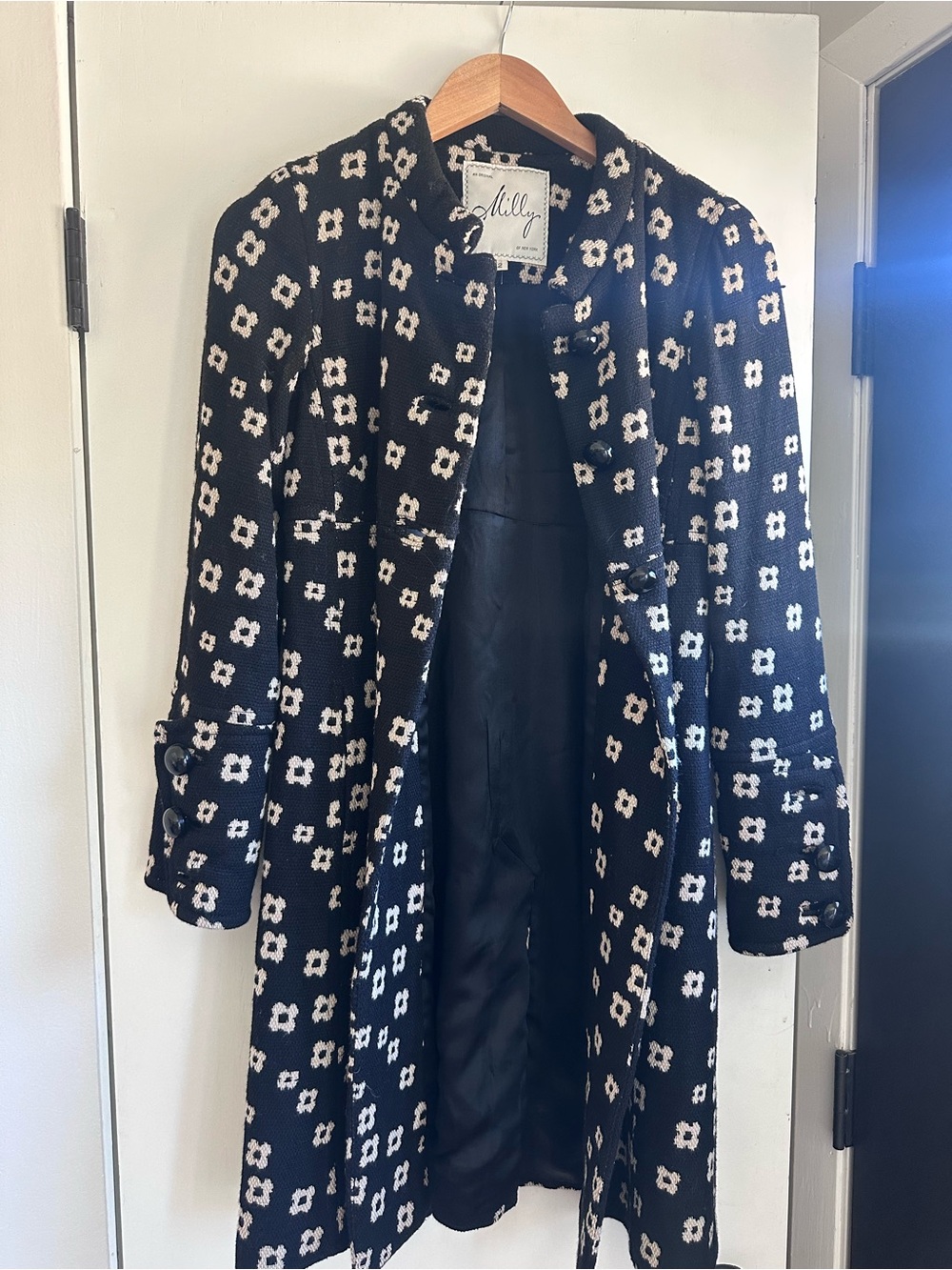 Milly Black and White Floral-Print Long jacket vintage size 2 Coat